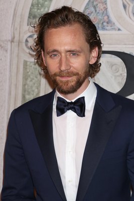 Tom Hiddleston Poster 3757153