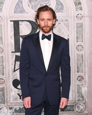 Tom Hiddleston Poster 3757159