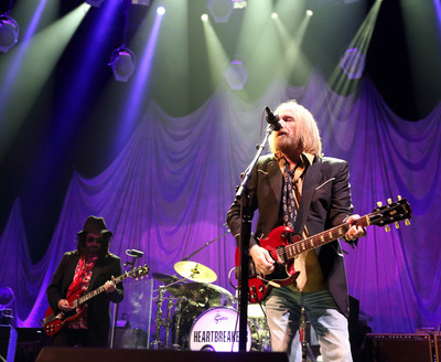 Tom Petty & The Heartbreakers Poster 2533743