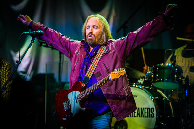 Tom Petty & The Heartbreakers Poster 2533750