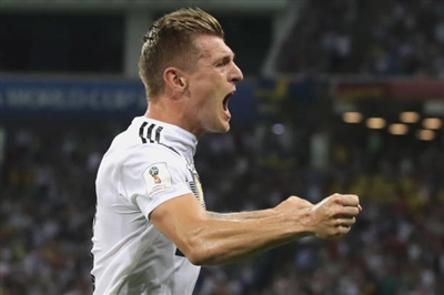 Toni Kroos Poster 3357170