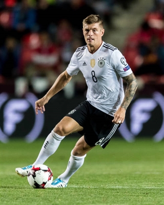 Toni Kroos Poster 3357172