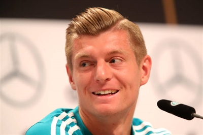 Toni Kroos Poster 3357188