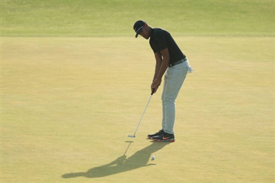 Tony Finau Poster 3492283