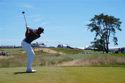 Tony Finau Poster 3492361