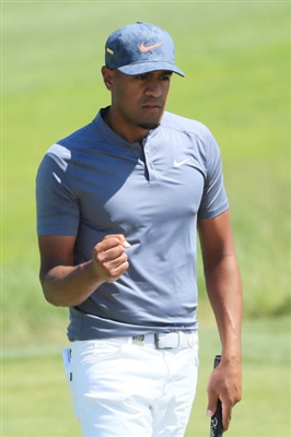 Tony Finau Poster 3492362