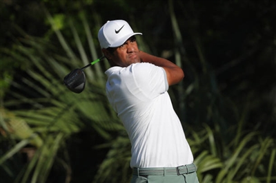 Tony Finau Poster 3492428