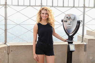 Tori Kelly Poster 2696209