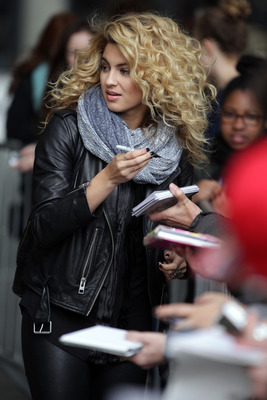 Tori Kelly Poster 2696245
