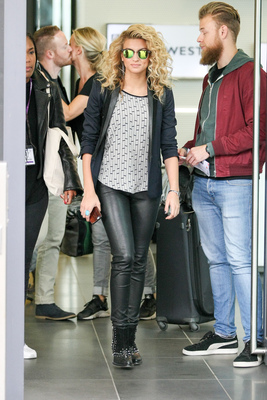 Tori Kelly Poster 2696292