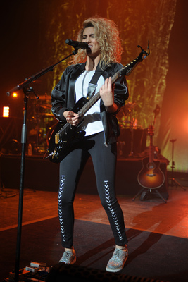 Tori Kelly Poster 2696299