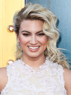 Tori Kelly Poster 2696344