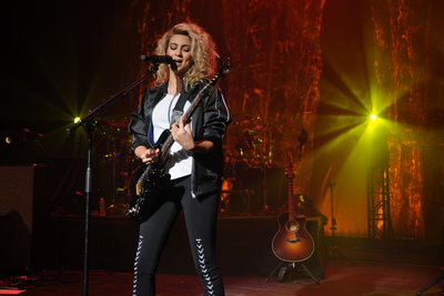 Tori Kelly Poster 2696361
