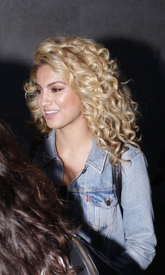 Tori Kelly Poster 2696364