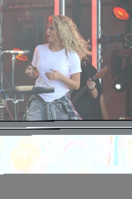 Tori Kelly Poster 2696398
