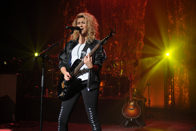 Tori Kelly Poster 2696405