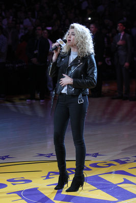 Tori Kelly Poster 2696409