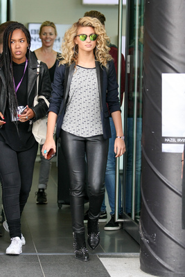 Tori Kelly Poster 2696411