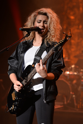 Tori Kelly Poster 2696468