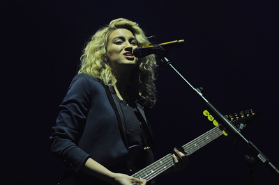 Tori Kelly Poster 2696475