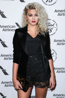 Tori Kelly Poster 2696478