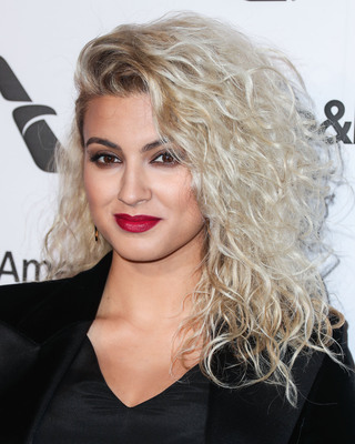 Tori Kelly Poster 2696515