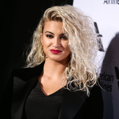 Tori Kelly Poster 2696535