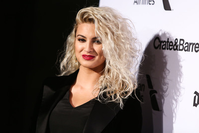 Tori Kelly Poster 2696538
