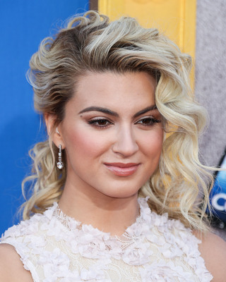 Tori Kelly Poster 2696554