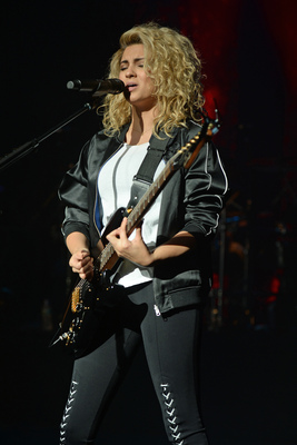 Tori Kelly Poster 2696568