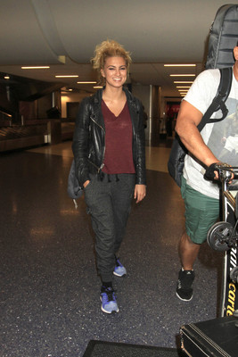 Tori Kelly Poster 2696581