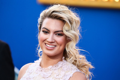 Tori Kelly Poster 2696605
