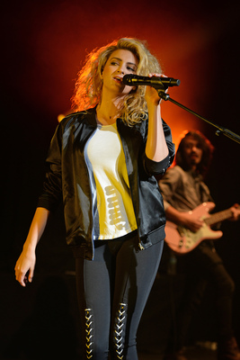 Tori Kelly Poster 2696632