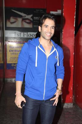Tusshar Kapoor Poster 2473734