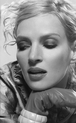 Uma Thurman Poster 2080335