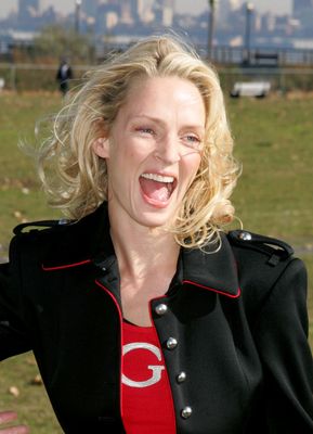 Uma Thurman Poster 2231737