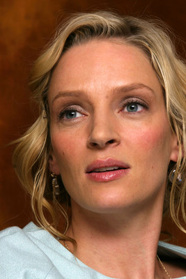 Uma Thurman Poster 2236099