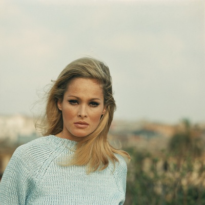Ursula Andress Poster 2600217