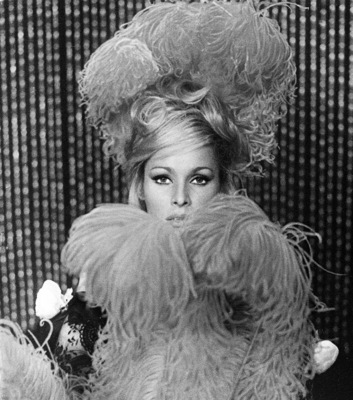 Ursula Andress Poster 2600220
