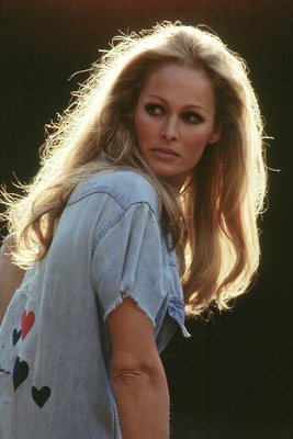 Ursula Andress Poster 2600226