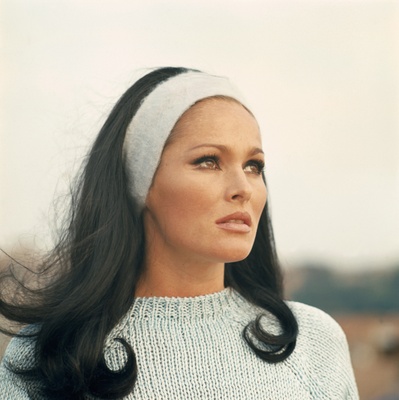 Ursula Andress Poster 2600243