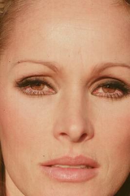 Ursula Andress Poster 2600272