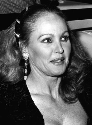 Ursula Andress Poster 2681998