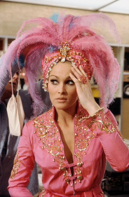 Ursula Andress Poster 2682028