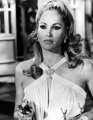 Ursula Andress Poster 2682064