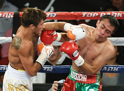 Vasiliy Lomachenko Poster 3582962