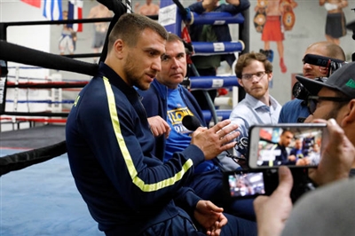 Vasiliy Lomachenko Poster 3583009