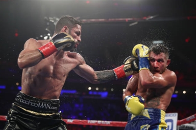Vasiliy Lomachenko Poster 3583019