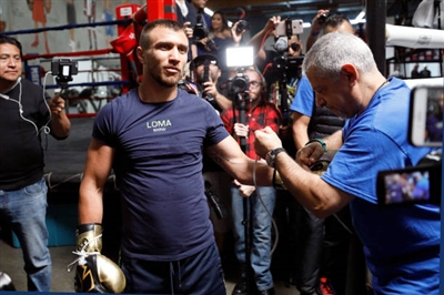Vasiliy Lomachenko Poster 3583144