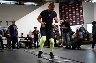 Vasiliy Lomachenko Poster 3583217